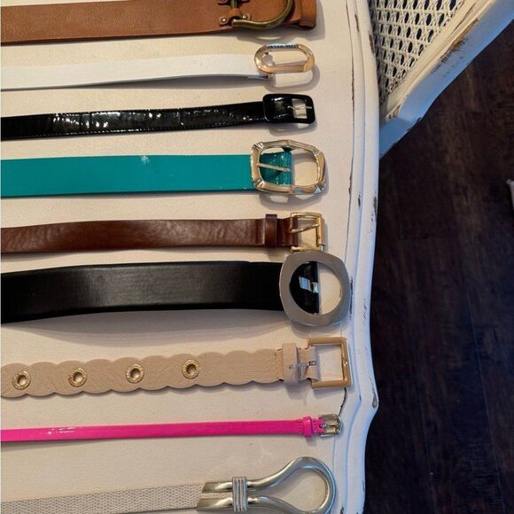 Lot of 9 fashion belts - Picture 1 of 10